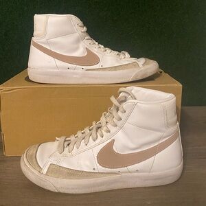 Nike Blazer Mid 77 Vintage ‘Summit White Pink’ Size 9